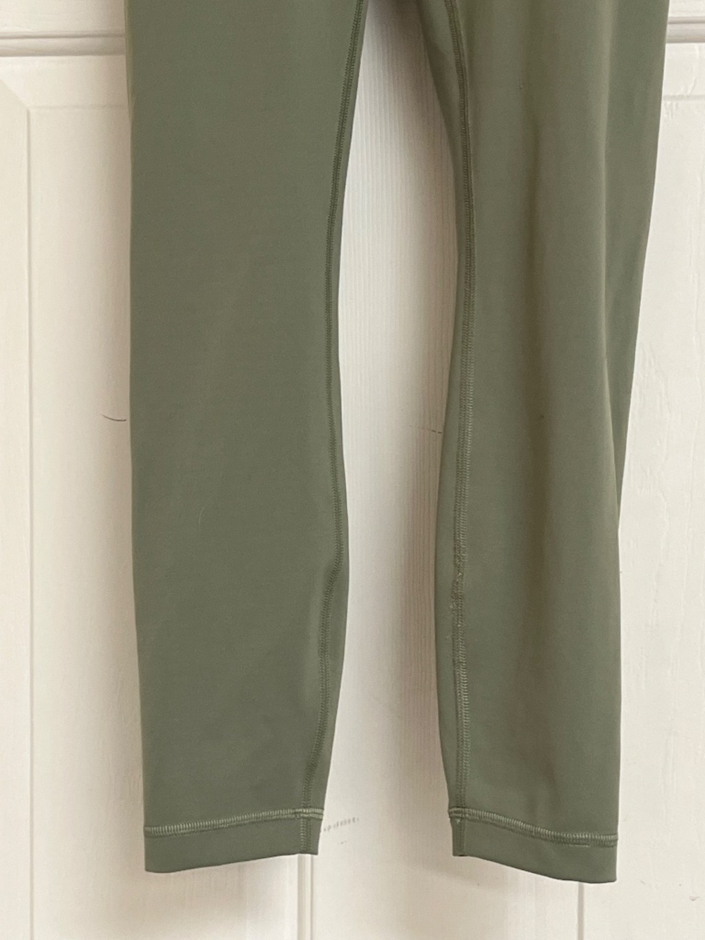 LULULEMON Wunder Train High-Rise Tight Leggings Athletic 25" Willow Green sz. 6 - Picture 10 of 12